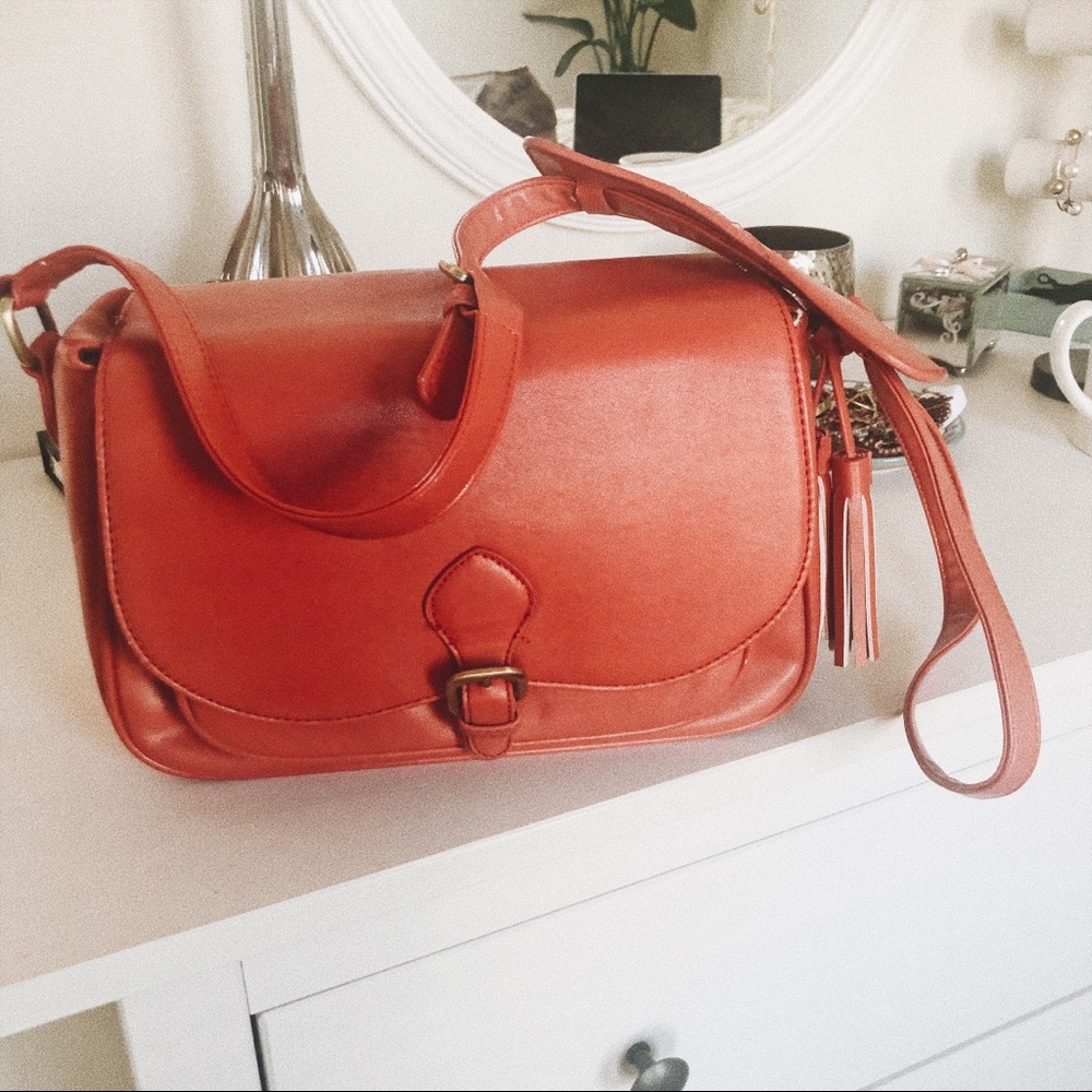 Adorable DSLR Camera Satchel Bag